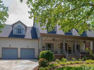 1004 E Saint Helena Pl, Apex, NC 27502