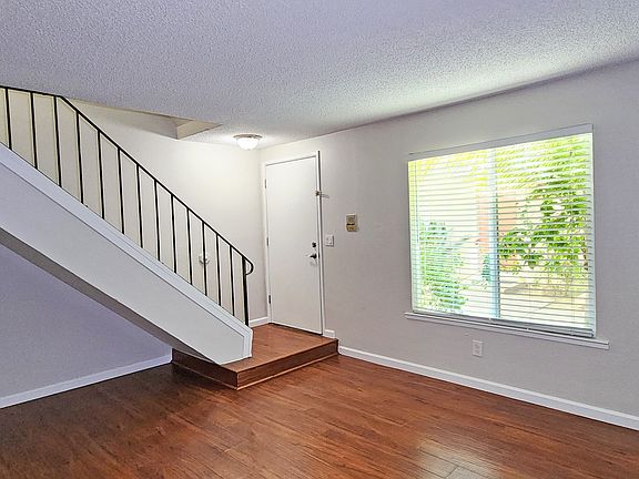 2nd image of 1328 D St APT 7