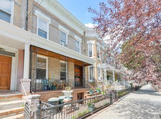 126 Euclid Ave, Brooklyn, NY 11208