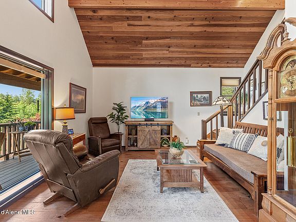 4th image of 8795 N Clarkview Pl