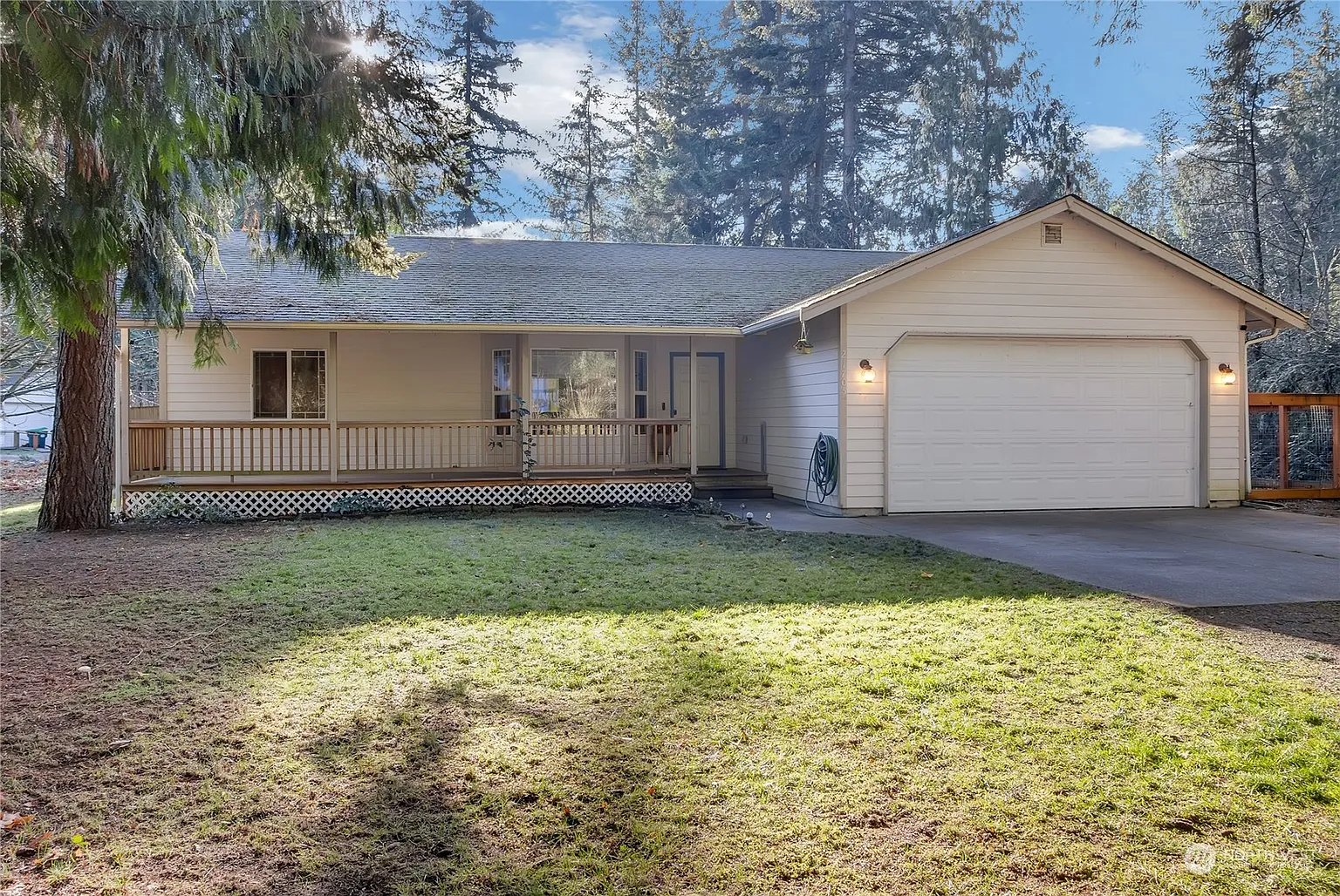 21705 Beachside Drive SE photo 1