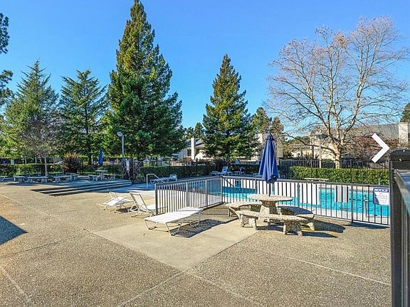 5th image of 3506 Shelter Creek Dr #3516