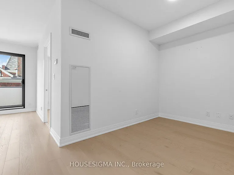 430 Roncesvalles Ave #215 — Photo 11