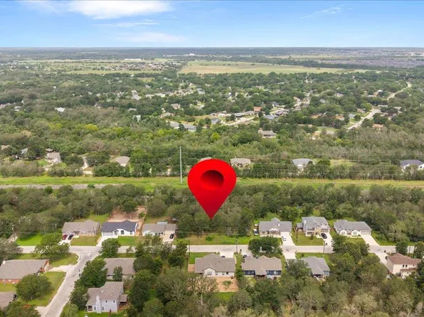 192 Waikakaaua Dr, Bastrop, TX 78602