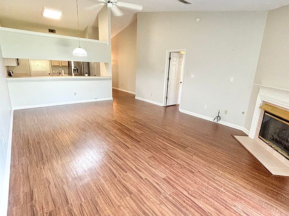 3rd image of 3565 Tubbercurry Ct