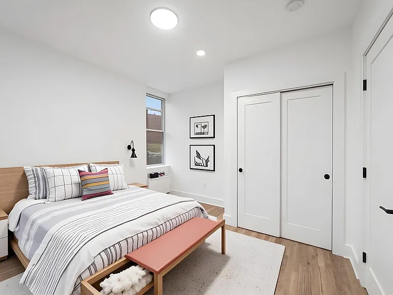 500 Monroe St #8 — Photo 5
