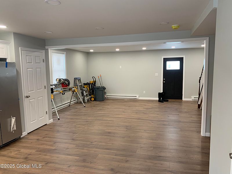5th image of 135 Priddle Road