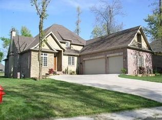 3406 N 10th St, Ozark, MO 65721