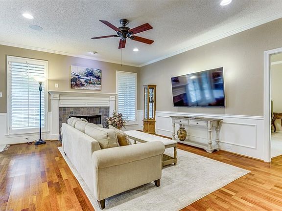 2nd image of 2617 Rockport Cir