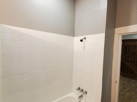 5th image of 3215 W Gerald Ave #4
