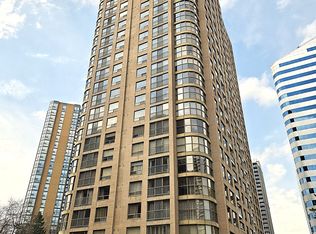 Residences of the Madison Centre, Toronto, ON M2N 6M4