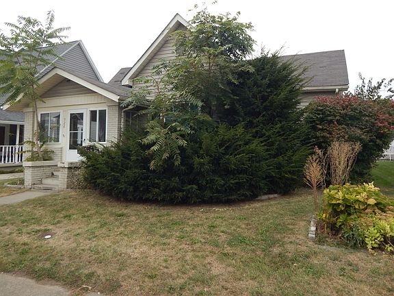 2nd image of 928 S A St