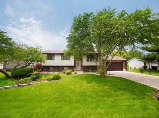 506 N East St, Hudson, IL