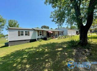 9679 Country Corner Rd, Athens, AL 35614
