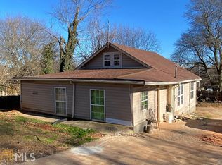 228 McConnell Dr, Gainesville, GA 30501