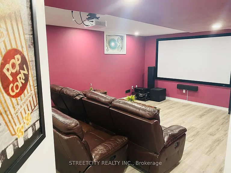 1751 Coronation Dr — Photo 16