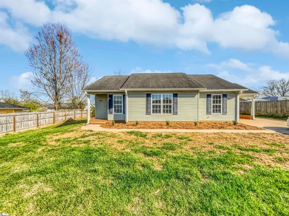 1057 Southfield St, Inman, SC 29349