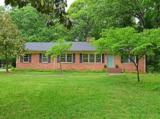 301 Pineburr Rd, Greensboro, NC 27455