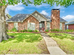 2313 Lancecrest Dr, Garland, TX 75044