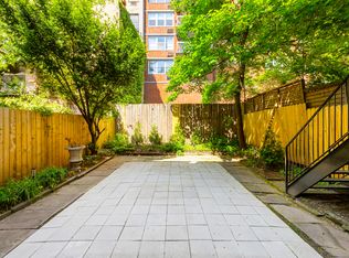 431 W 22nd St #1R, New York, NY 10011