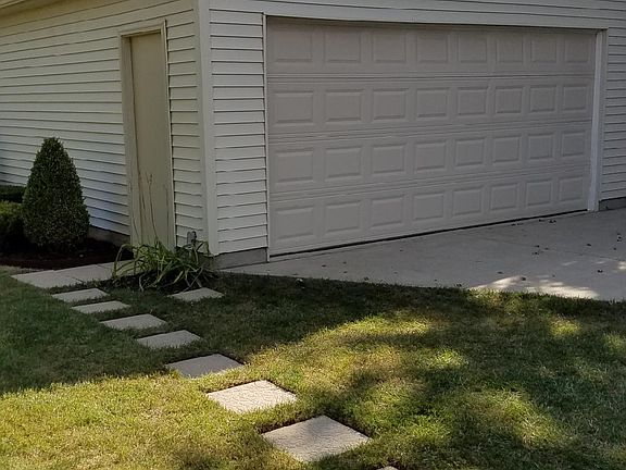 4th image of 2854 Silvercliff Dr