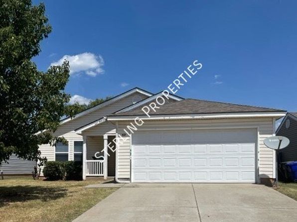 421 Poppy Ln