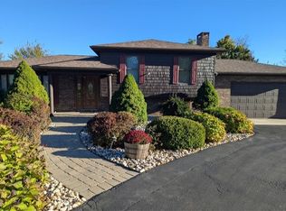 627 Fairview Ave, Sidman, PA 15955