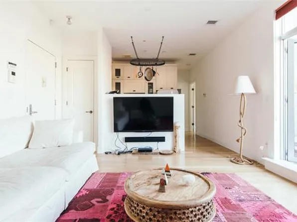 100 Engert Ave #6B, Brooklyn, NY 11222