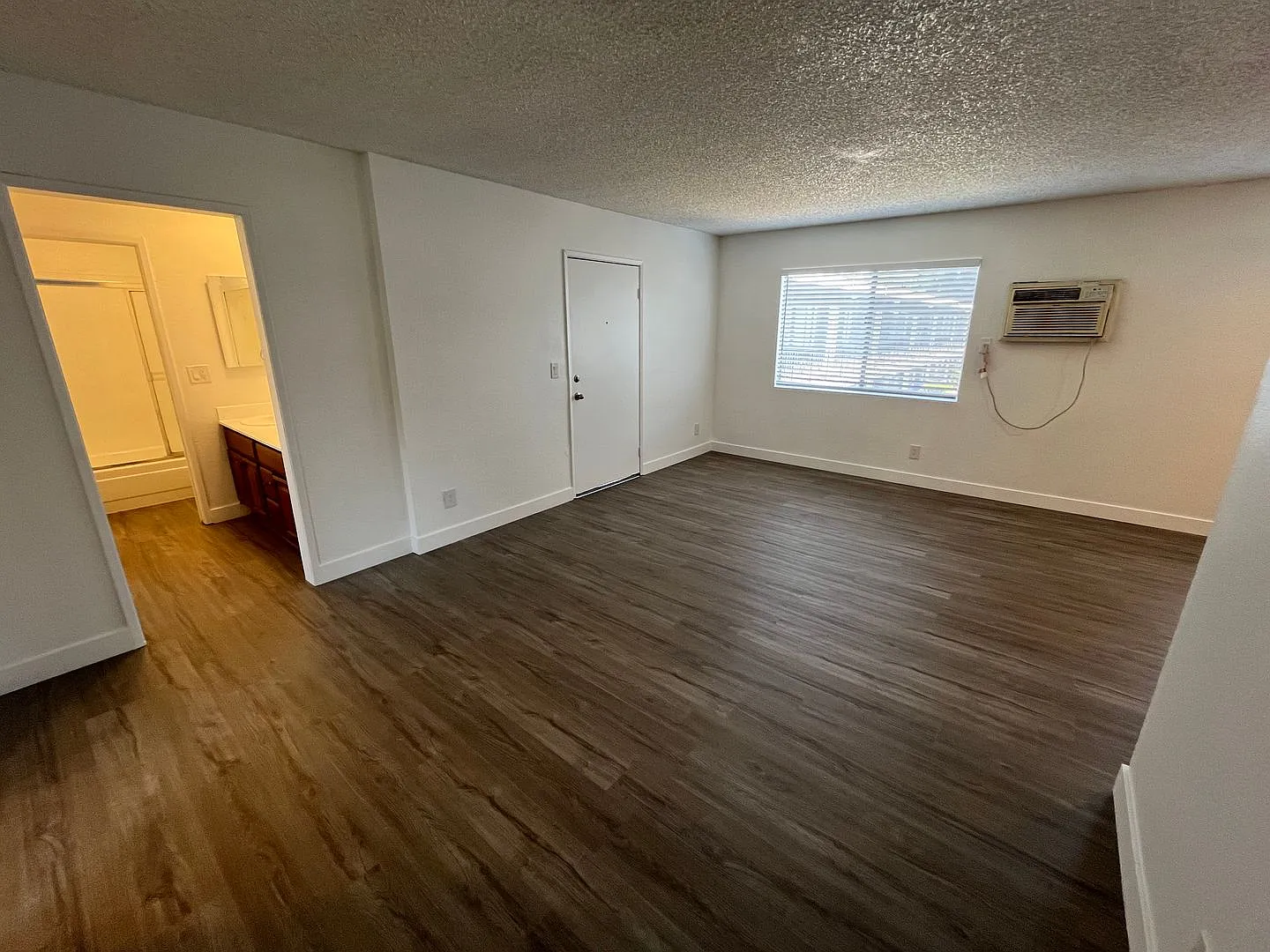 18416 Halsted Street — Photo 4