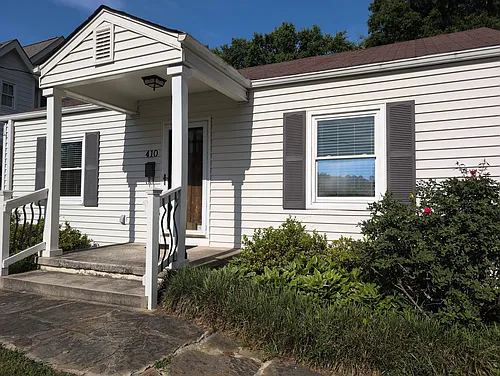410 Woodland Dr Photo 1