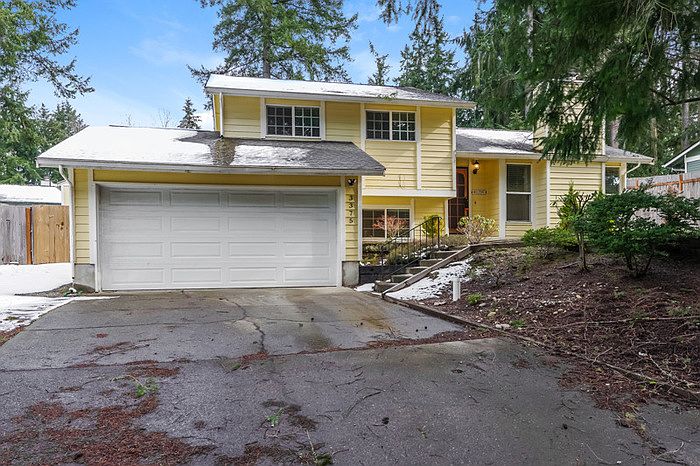 1st image of 3375 Balsam Blvd SE