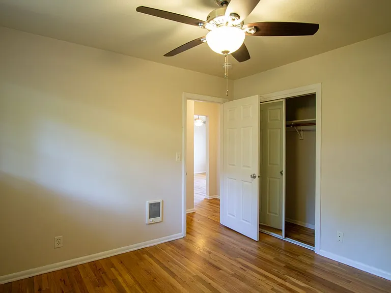 5025 S Corbett Ave #17 — Photo 8