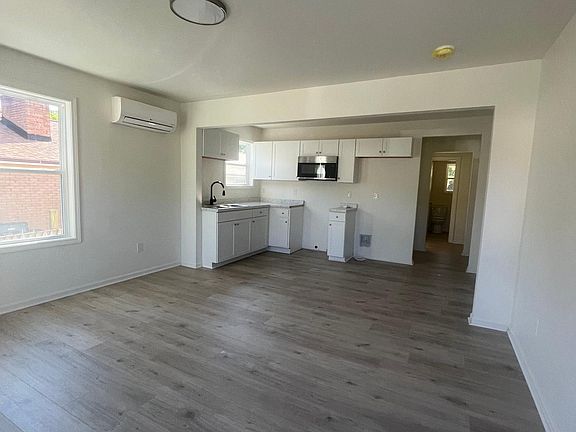 Downstairs open space kitchen $1150.00