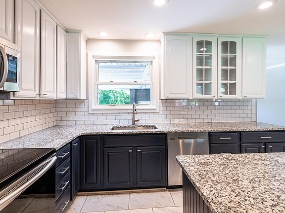 5th image of 810 Tuckahoe Dr