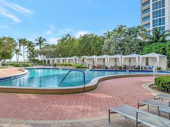 3rd image of 3001 S Ocean Dr APT 1039