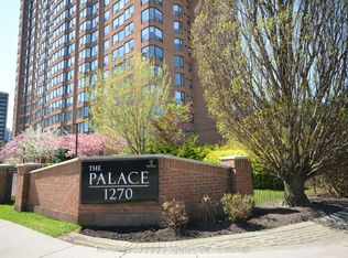 1270 Maple Crossing Blvd E #103, Burlington, ON L7S 2J3