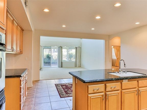 4th image of 28759 Fall Creek Ct