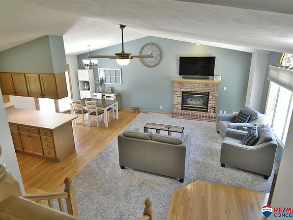 2nd image of 5640 S 77th St