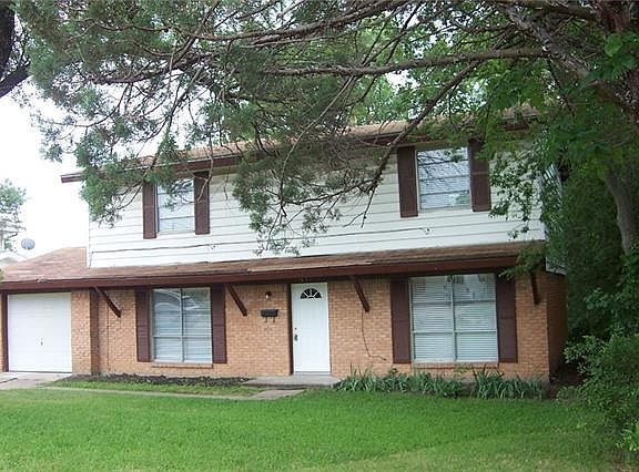 2nd image of 1637 Poplar Dr
