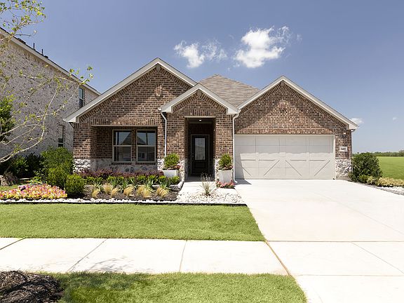 Welcome to the Preston model, featured at Kings Ridge.