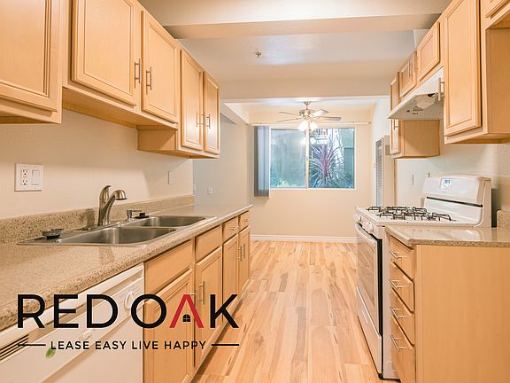 3rd image of 1375 1/2 W San Bernardino Rd #210