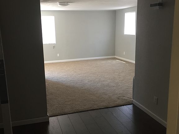4th image of 6102 S Cherry Ave