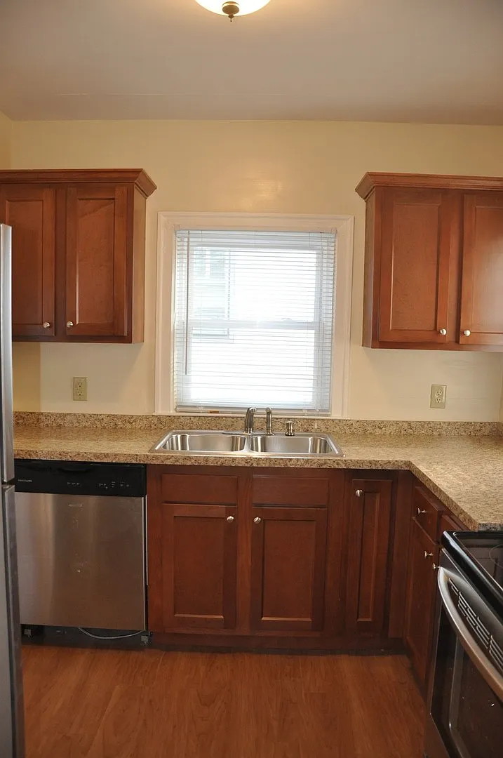 Now Pre-Leasing for 2027-28 School Year! — Photo 3