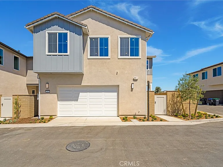 141 Dolores — Photo 7