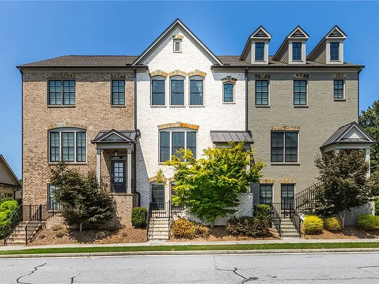 1871 Falling Sky Ct NE — Photo 1