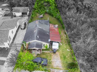 833 Booth St, Houston, TX 77009