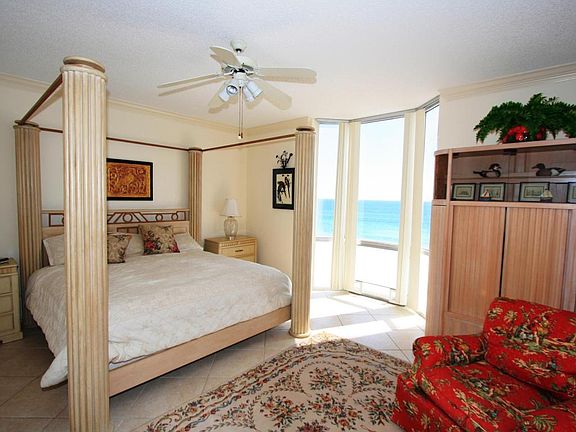 5th image of 830 Gulf Shore Dr Unit 5064