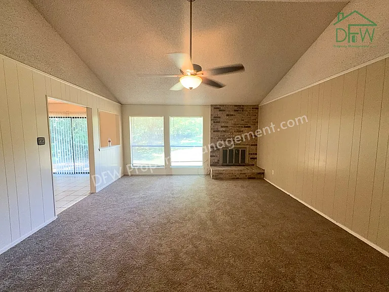 1613 Edge Hill Rd — Photo 4