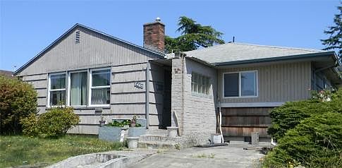 1st image of 3405 S J St