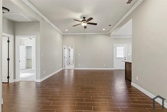 3 bed, 1265 sqft, $1,525 — Photo 3